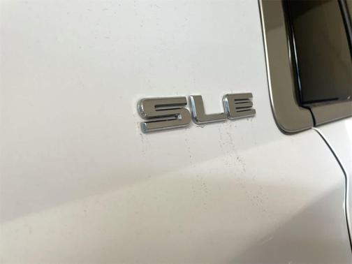 2017 GMC Yukon XL SLE