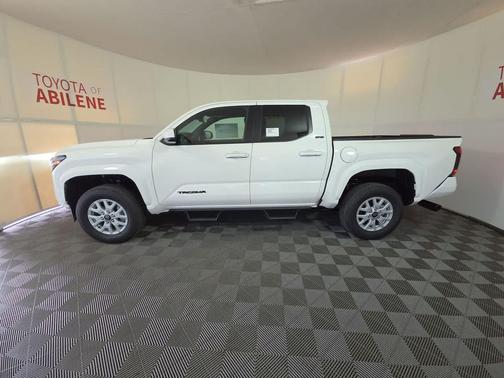 Ice Cap 2026 Toyota Tacoma SR5