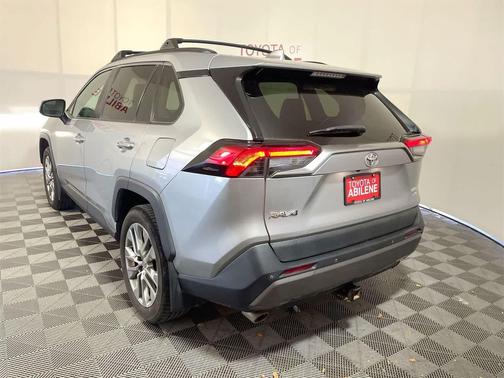 2019 Toyota RAV4 Limited
