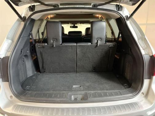 2018 Nissan Pathfinder Platinum