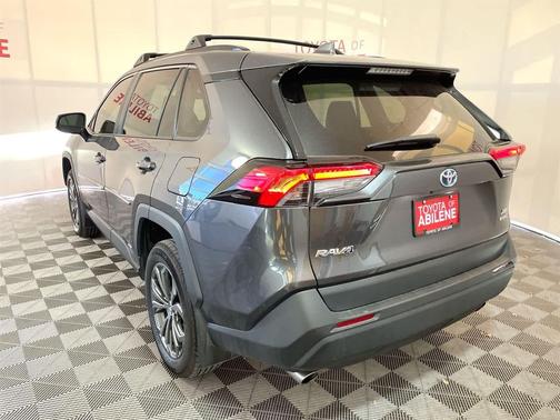 2023 Toyota RAV4 Hybrid XLE Premium