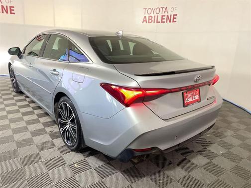 2020 Toyota Avalon Touring