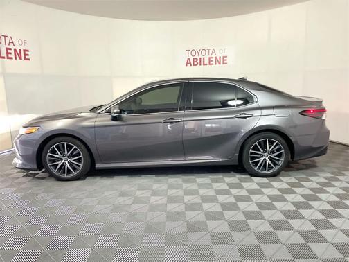 2024 Toyota Camry XLE