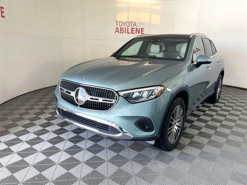 2026 Mercedes-Benz GLC 300 Base