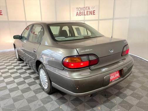 2001 Chevrolet Malibu Base
