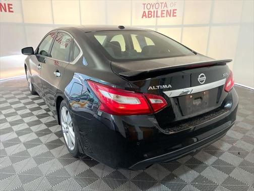 2017 Nissan Altima 3.5 SL