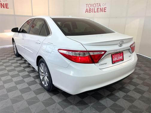 2016 Toyota Camry XLE
