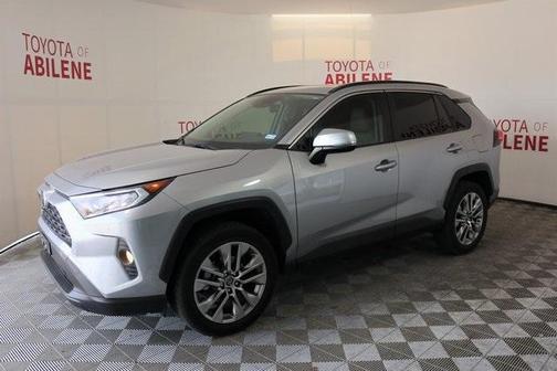 2019 Toyota RAV4 XLE Premium