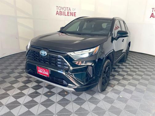 2022 Toyota RAV4 Hybrid SE