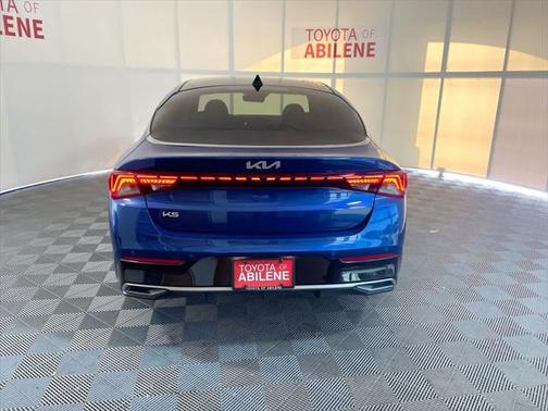 2024 Kia K5 EX