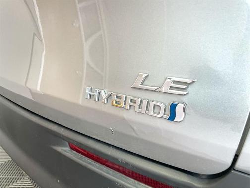 2022 Toyota Sienna LE