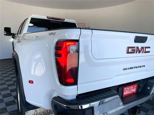 2024 GMC Sierra 3500 SLT