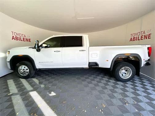 2024 GMC Sierra 3500 SLT