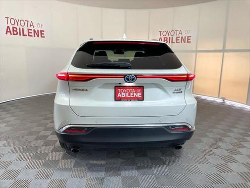 2021 Toyota Venza XLE