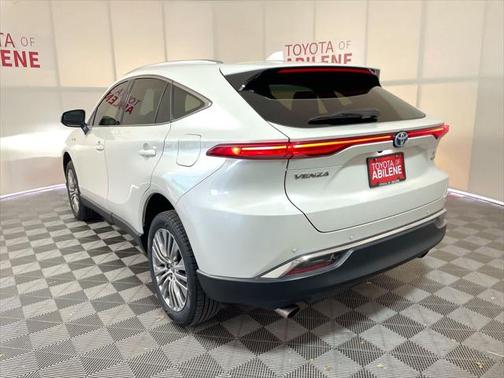 2021 Toyota Venza XLE