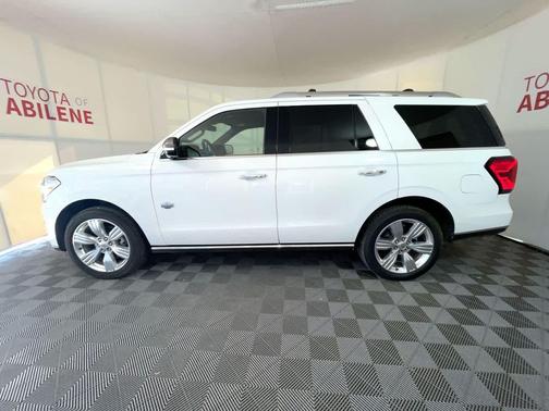 2022 Ford Expedition King Ranch