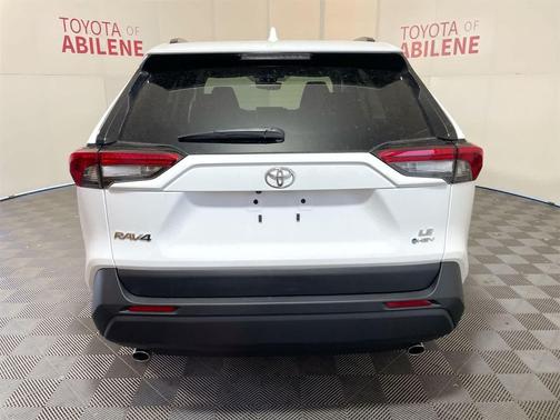 2025 Toyota RAV4 Hybrid SE