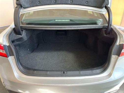 2013 Toyota Avalon XLE