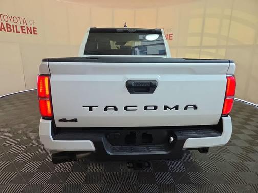 Ice Cap 2026 Toyota Tacoma SR5