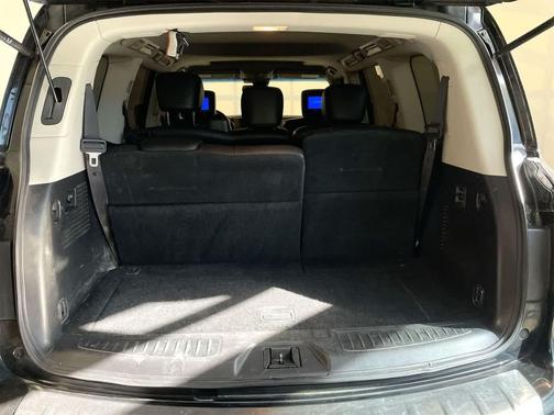 2017 INFINITI QX80 Base