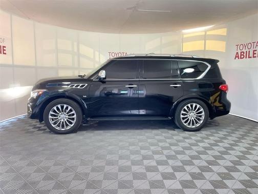 2017 INFINITI QX80 Base