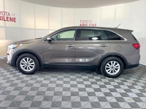 2020 Kia Sorento LX