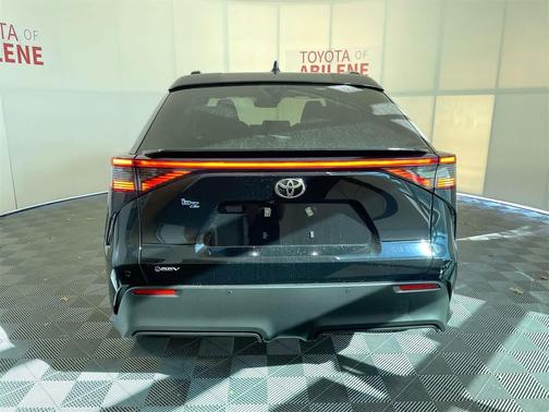 2026 Toyota bZ XLE Plus