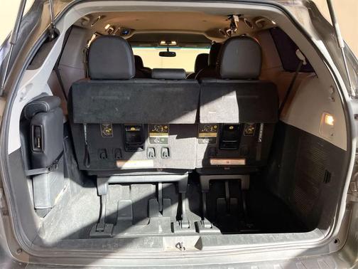 2017 Toyota Sienna SE