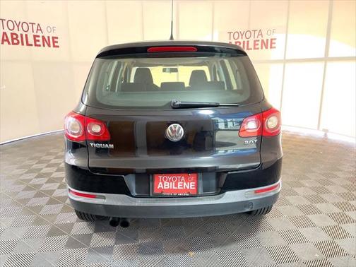 2010 Volkswagen Tiguan S