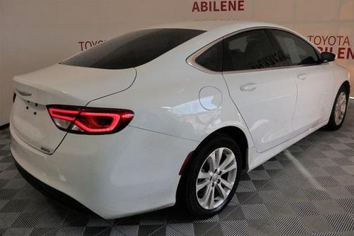 2016 Chrysler 200 S