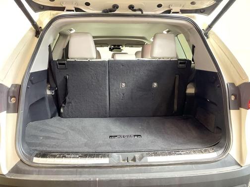 Coastal Cream 2024 Toyota Grand Highlander Hybrid XLE