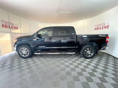 2015 Toyota Tundra SR5
