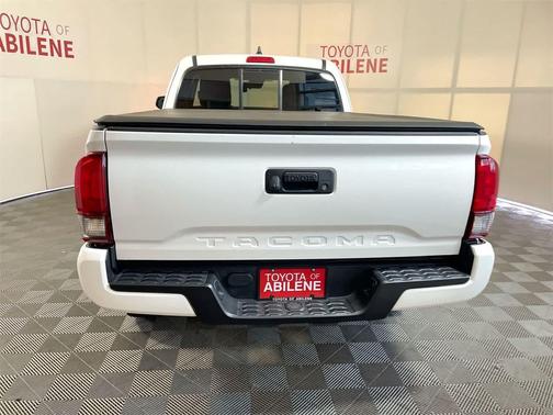 2022 Toyota Tacoma SR