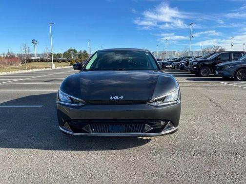 2024 Kia EV6 Wind
