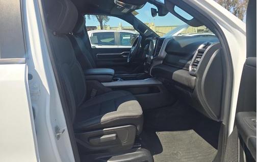 Bright White Clearcoat 2024 RAM 1500 Big Horn/Lone Star