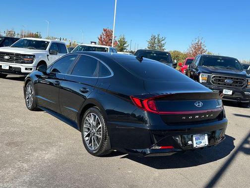 2021 Hyundai SONATA Limited