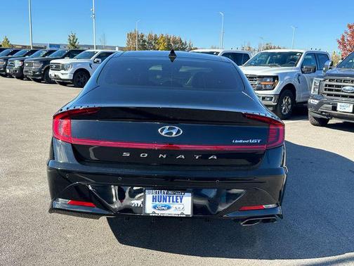 2021 Hyundai SONATA Limited