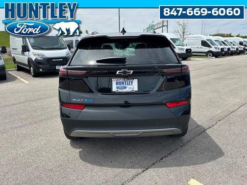 Mosaic Black Metallic 2023 Chevrolet Bolt EUV FWD Premier