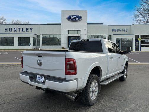 2021 RAM 2500 Laramie Crew Cab 4x4 6'4' Box