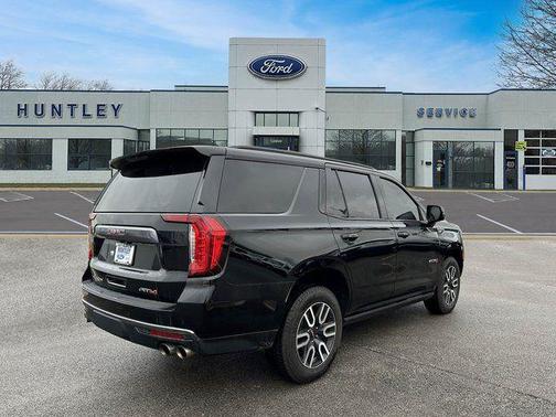 2023 GMC Yukon 4WD AT4