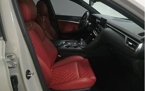 Vatna Gray 2025 Genesis G70 3.3T AWD Sport Advanced