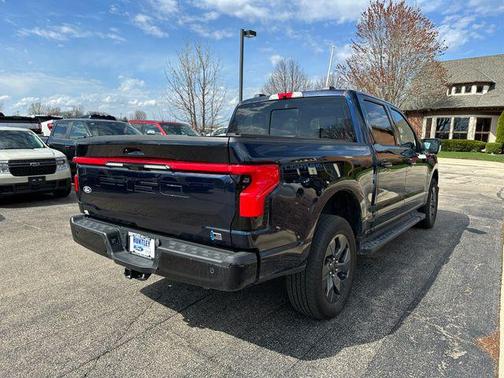 2024 Ford F-150 Lightning LARIAT