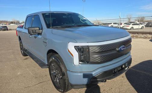 2023 Ford F-150 Lightning XLT