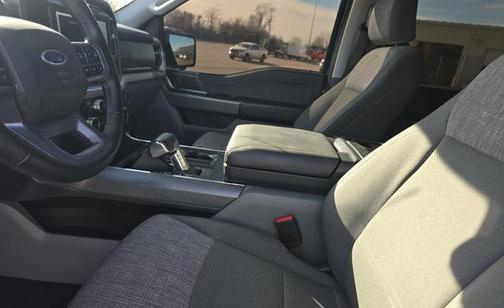 2023 Ford F-150 Lightning XLT