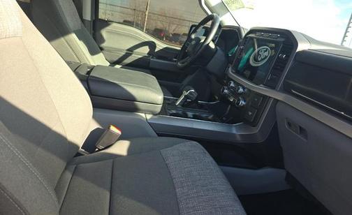 2023 Ford F-150 Lightning XLT