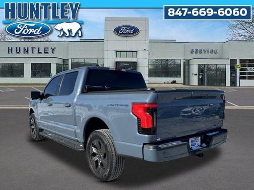 2023 Ford F-150 Lightning XLT