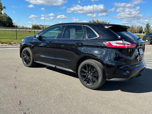 2024 Ford Edge ST Line