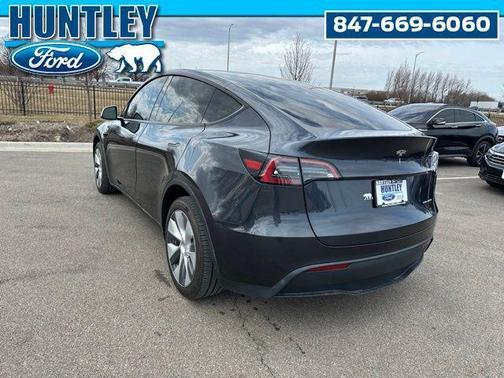 2024 Tesla Model Y Long Range Dual Motor All-Wheel Drive