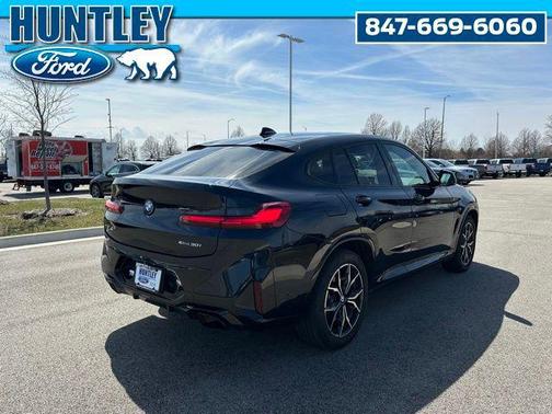 2022 BMW X4 xDrive30i