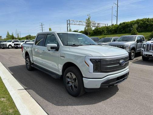2023 Ford F-150 Lightning LARIAT